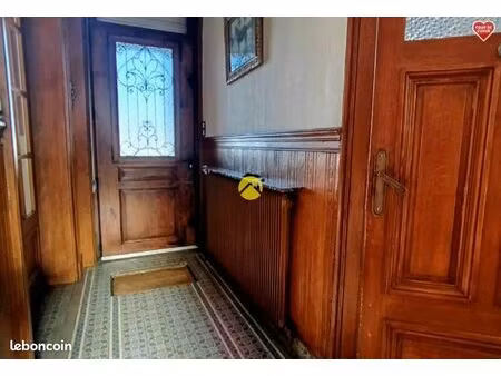 maison 9 pièces 172 m²