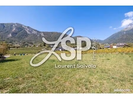 terrain 410 m² saint pierre d albigny