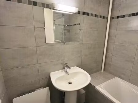 location appartement 1 pièce 30 m² à bourg-la-reine (92340)
