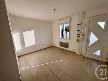 appartement f2 à louer - 2 pièces - 39 m2 - jargeau - 45 - centre