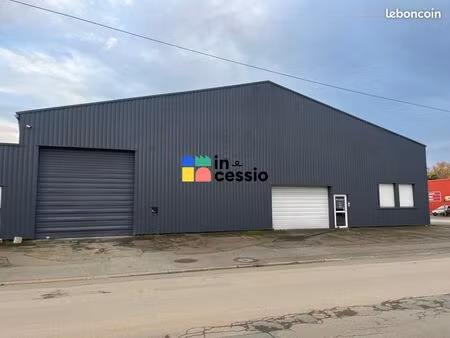 local d'activité 600 m²