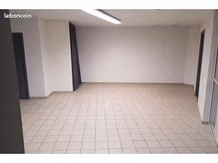 appartement t2/t3 80m² proche gare et centre ville