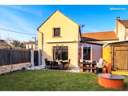 maison 6 pièces 155 m²