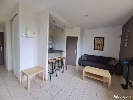 studio meublé – 23 m² – écully parking + jardin partagé