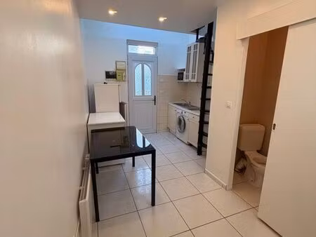 loue petite maisonnette