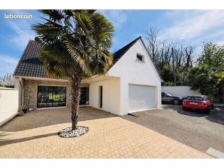 maison familiale lumineuse avec bureau indépendant – idéale profession libérale