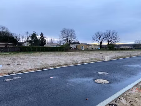 vente terrain 666 m² à saint-caprais-de-bordeaux (33880)  115 000 €