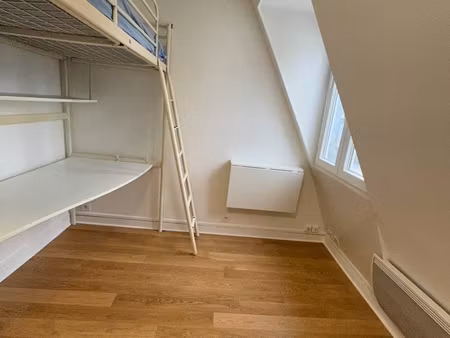 appartement 1 pièce - 12 m²