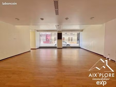 local 70 m² le pont-de-beauvoisin