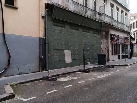 local commercial à louer