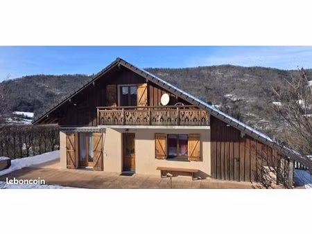 maison 3 pièces 97 m²