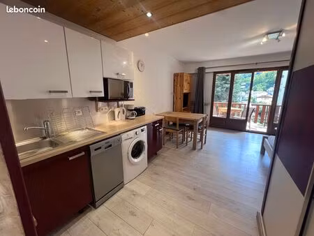 studio meublé centre brides