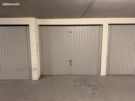 garage/box 12 m² barberaz