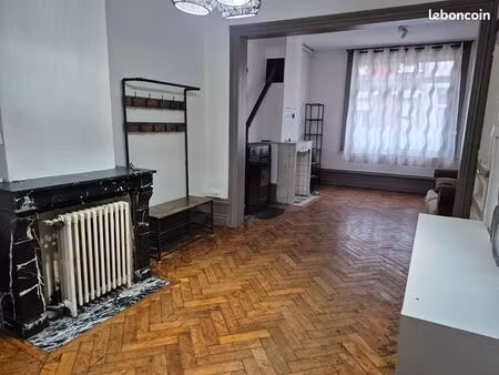 maison 5 pièces 151 m²