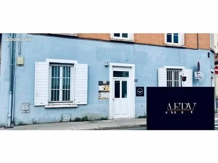 murs commerciaux 92 m² lyon 09