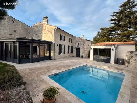 maison 5 pièces 176 m²