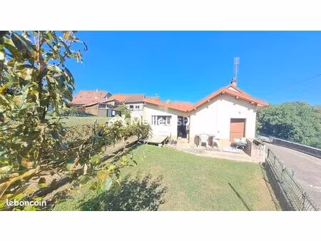 maison 3 pièces 77 m²