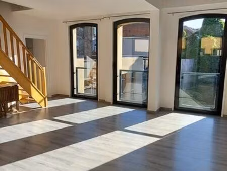 t3 saint omer hypercentre  avec mezzanine  immeuble sécurisé