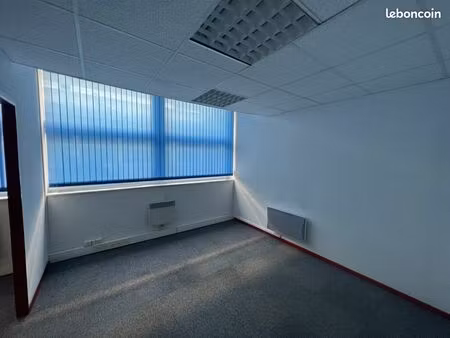 bureaux 93 m² moûtiers