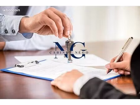 local commercial 58 m² auray