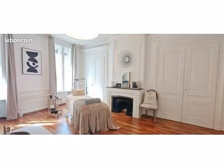 location cabinet prothésiste ongulaire