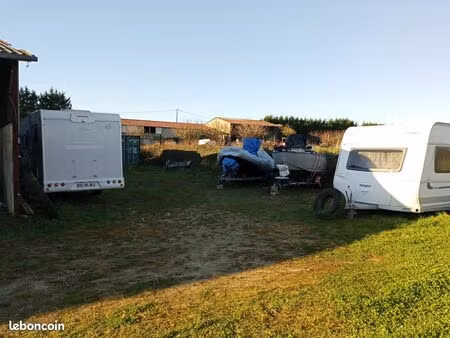espace extérieur sécurisé pour stockage caravane/camping-car/bateau/remorque... triangle r
