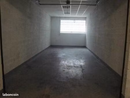 local 50 m² saint-étienne