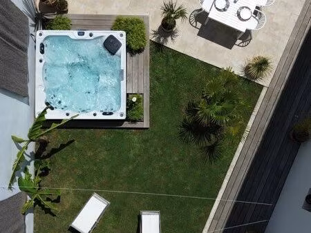 maison 4 chambres 142m² habitable avec jardin et jacuzzi