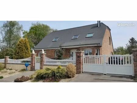 vends propriété contemporaine avec dépendance – prestations haut de gamme – environnement 