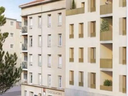 local commercial 106 m²