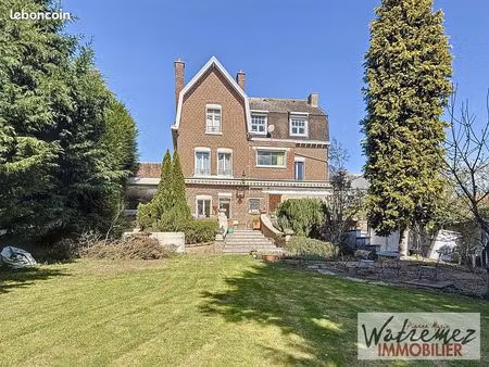 maison 11 pièces 282 m²