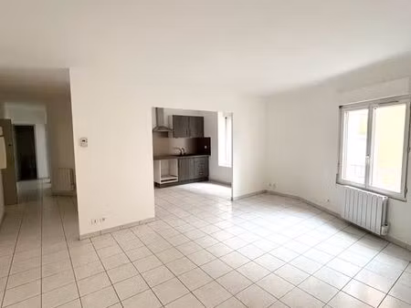 appartement t4 57 m2 à louer bédarieux