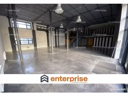 local commercial 321 m²