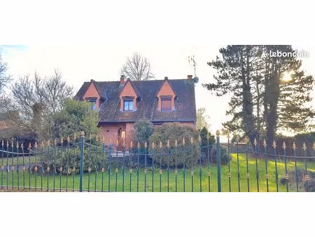 maison 7 pièces 165 m²