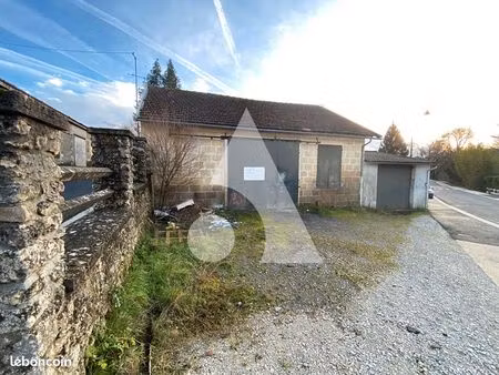 local 109 m² la clotte