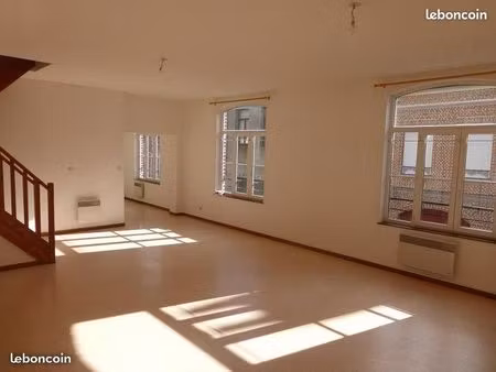 grand duplex t2 88m2 centre ville aire