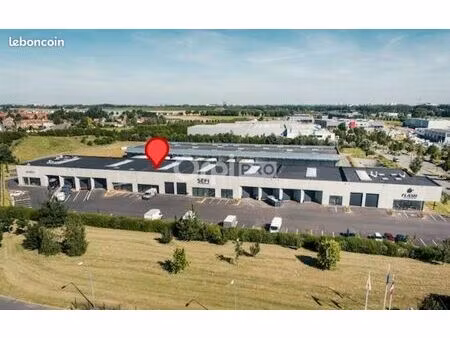 local d'activité 390 m²