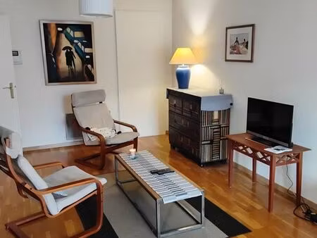 t2 meublé de 49 m2 marcq en baroeul centre ville mairie 808 cc