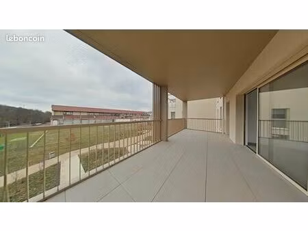 appartement 4 pièces 96 m²