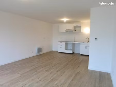 appartement 3 pièces 60 m²