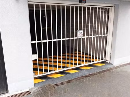 parking en sous-sol sécurisé bd harpignies