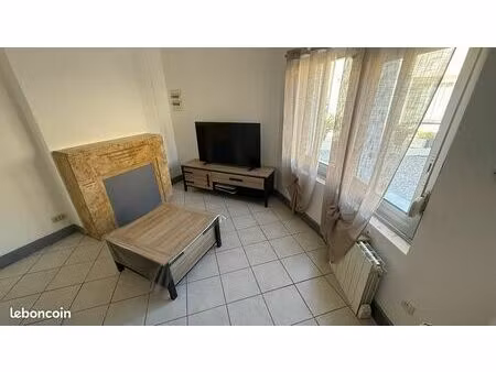 maison à louer située à valros 