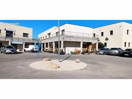 bureaux 25 m² calvisson