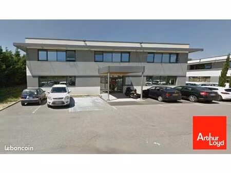 bureaux 487 m²