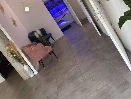 fond de commerce  centre uv et bien-être à castelnau le lez limite montpellier