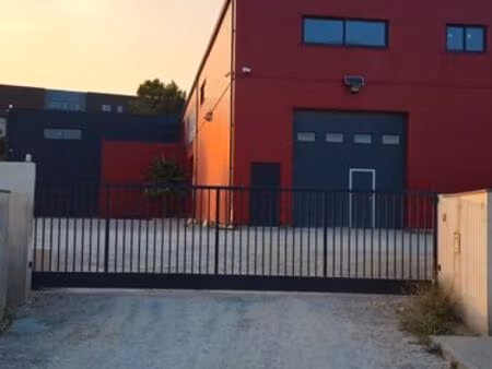 ?️ local d’activité / entrepôt 100 m² – zac éco parc bel air – 5 min de montpellier ?