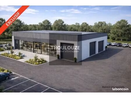 local d'activité 600 m²