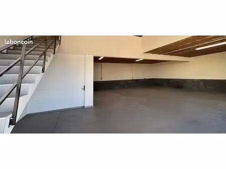 local d'activité à louer vic la gardiole 200m2
