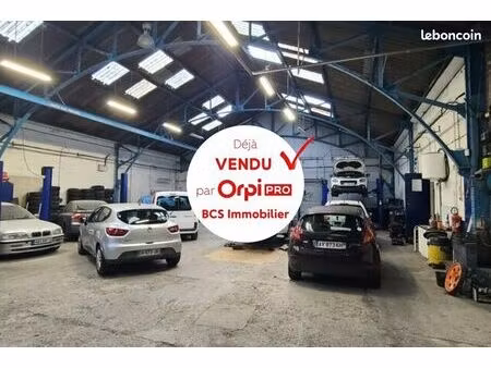 local d'activité 870 m²