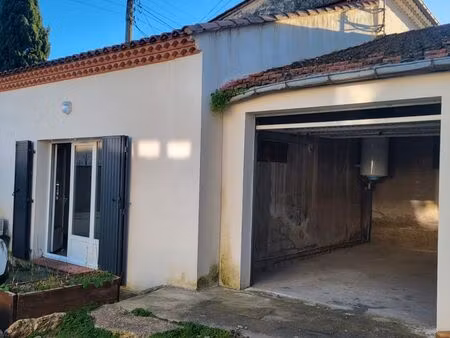 maison de 47m2 avec cour et garage